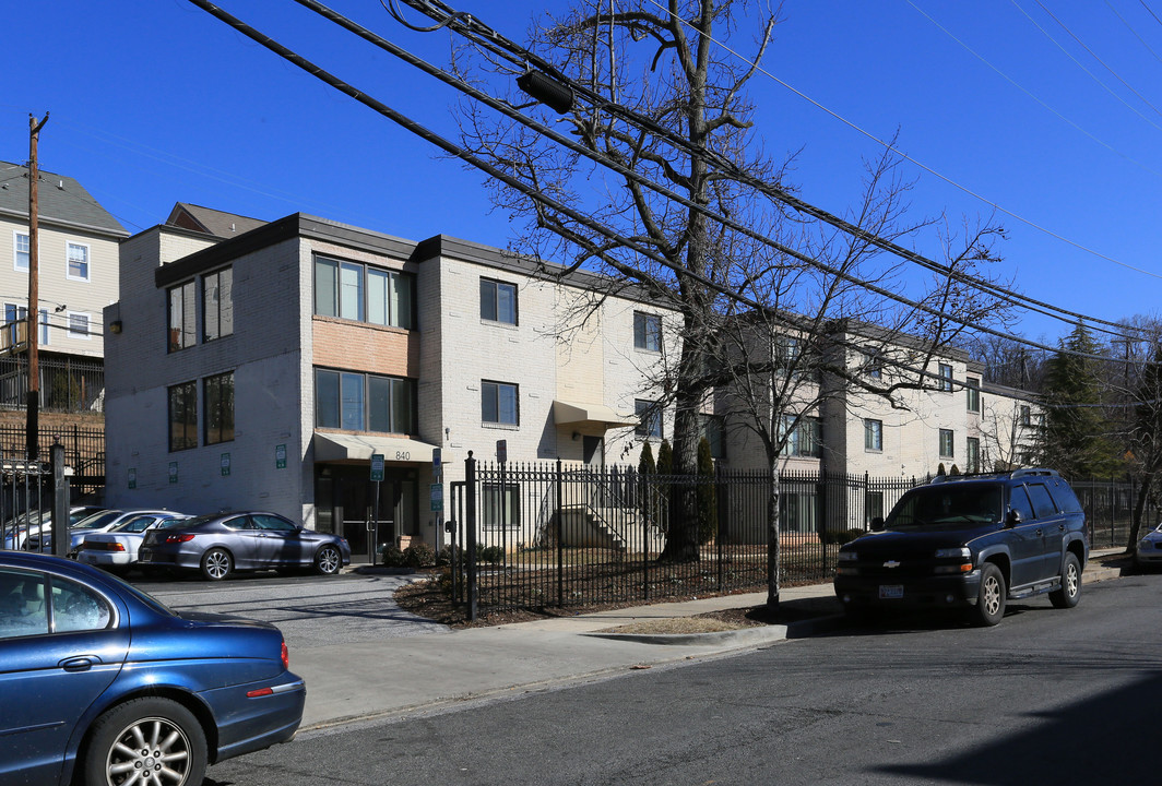 840 Chesapeake St SE in Washington, DC - Building Photo