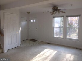 11317 Amberlea Farm Dr in North Potomac, MD - Building Photo
