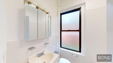 171 E 88th St in New York, NY - Building Photo - Building Photo