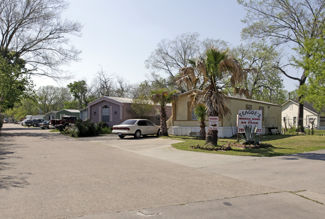 7703 Airline Dr in Houston, TX - Building Photo