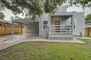 3523 Bain St in Houston, TX - Building Photo