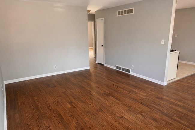 2401-2403 Park Dr in Kansas City, KS - Building Photo - Building Photo