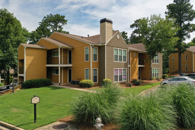 Elliot Gwinnett Place