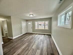 2517 E 22nd Pl in Gary, IN - Building Photo - Building Photo