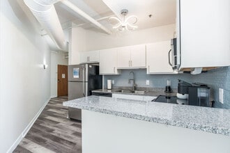50 N Illinois St in Indianapolis, IN - Building Photo - Building Photo
