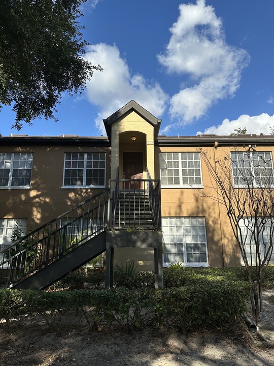 6388 Raleigh St in Orlando, FL - Building Photo