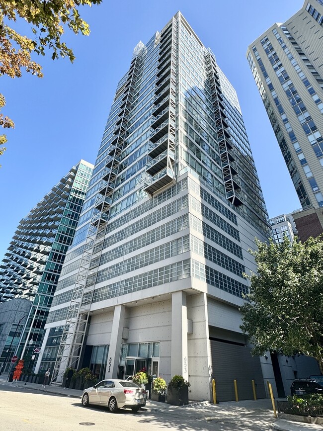 property at 653 N Kingsbury St
