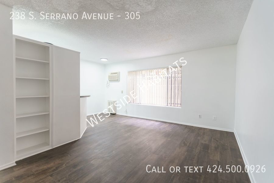 238 Serrano Ave in Los Angeles, CA - Building Photo