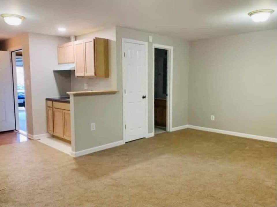 5007 Seal Pl, Unit Basement in Montclair, VA - Building Photo