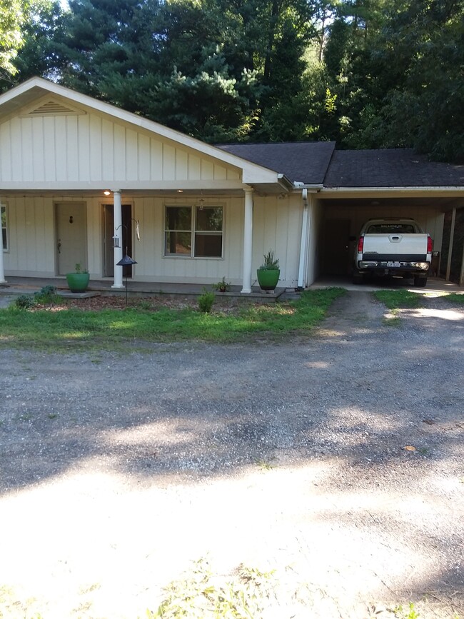 545 School Rd, Unit A2