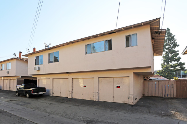 12111 Adrian St in Garden Grove, CA - Building Photo - Building Photo