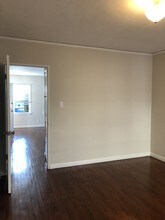 11471 Cumpston St, Unit 0 in Los Angeles, CA - Building Photo - Building Photo