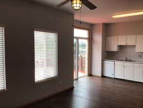 21343 Earhart Ct in Plainfield, IL - Foto de edificio - Building Photo