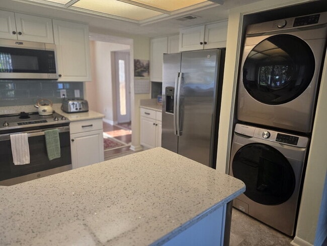 113 Golden Eye Dr in Daytona Beach, FL - Building Photo - Building Photo