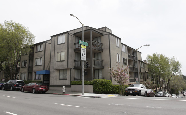 Sakura Apartments in San Francisco, CA - Building Photo - Building Photo