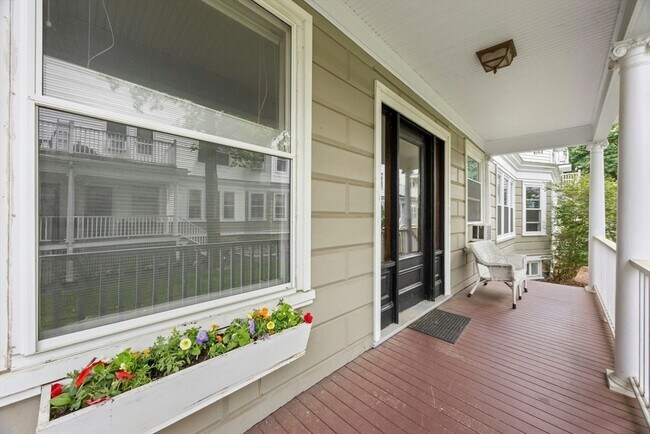 28 Stanton Rd in Brookline, MA - Building Photo - Building Photo