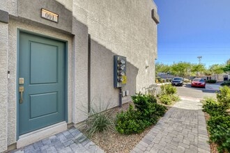 4924 Chidlaw Ave in Las Vegas, NV - Building Photo - Building Photo