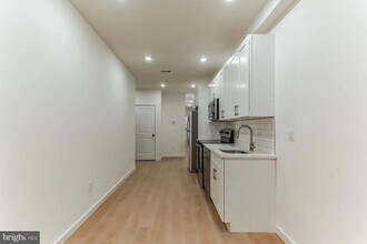 6116 E Wister St in Philadelphia, PA - Building Photo - Building Photo