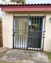 6100 SW 130th Ave in Miami, FL - Building Photo - Building Photo