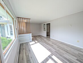 1 Islanda Ct in East Lyme, CT - Building Photo - Building Photo