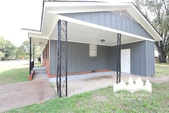 1669 Hester Rd in Memphis, TN - Building Photo - Building Photo