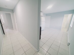 16 N Taylor Ave, Unit 2 in Norwalk, CT - Building Photo - Building Photo