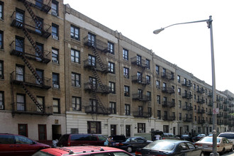 29-33 Arden St in New York, NY - Building Photo - Building Photo