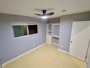 23324 Maltby Pl in Los Angeles, CA - Building Photo - Building Photo
