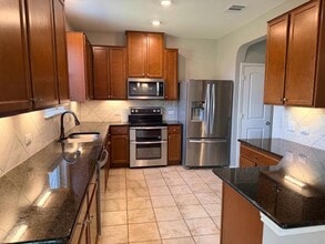 329 Los Cobos Ln in Georgetown, TX - Building Photo - Building Photo