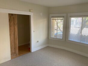 543 30th St, Unit A in Oakland, CA - Building Photo - Building Photo