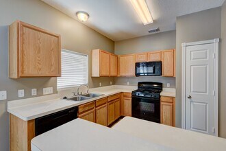 23618 Wildwood Green Way in Spring, TX - Foto de edificio - Building Photo