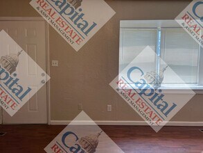 1436 Maple Dr in Midwest City, OK - Foto de edificio - Building Photo
