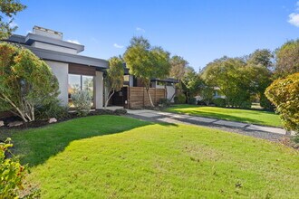 4156 S Better Dr in Dallas, TX - Building Photo - Building Photo