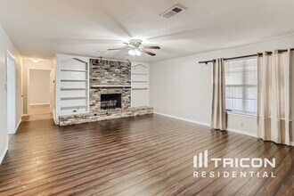 606 Meadow Grove Dr in Seagoville, TX - Building Photo - Building Photo
