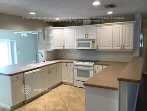 838 Birdie Way in Apollo Beach, FL - Building Photo - Building Photo