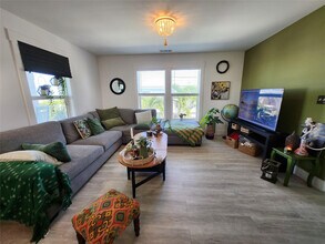 31547 Ave D in Big Pine Key, FL - Building Photo - Building Photo