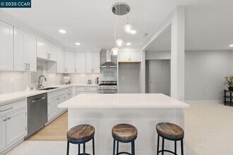 1132 Running Springs Rd in Walnut Creek, CA - Building Photo - Building Photo