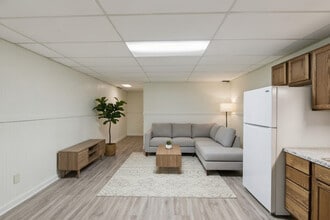 912 N State Rd in Davison, MI - Building Photo - Building Photo