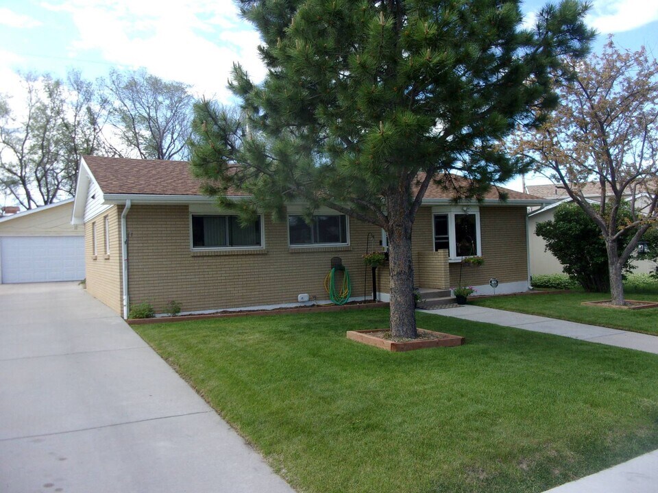 651 Creighton St in Cheyenne, WY - Building Photo