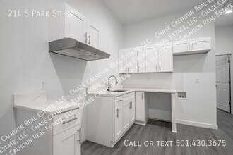 214 S Park St in Little Rock, AR - Foto de edificio - Building Photo