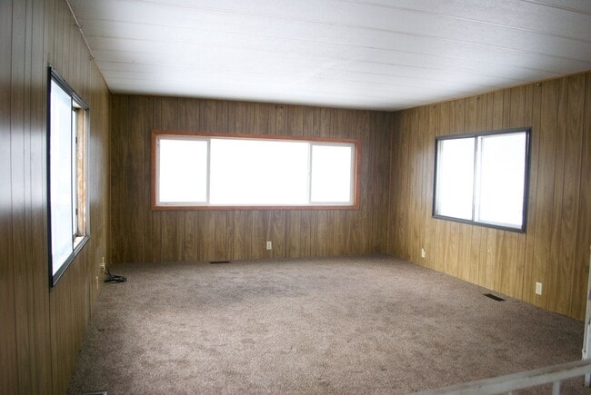 305 N Adam Dr in Idaho Falls, ID - Building Photo - Building Photo