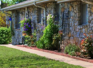 4017 Sheridan Rd, Unit 4001 D in Bartlesville, OK - Building Photo - Building Photo