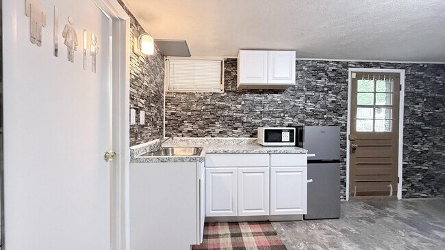 4203 Maple Rd in Morningside, MD - Building Photo - Building Photo