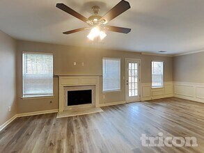 128 Hidden Creek Dr in Canton, GA - Building Photo - Building Photo