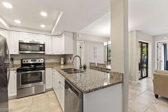 13240 White Marsh Ln, Unit 3125 in Ft. Myers, FL - Building Photo - Building Photo