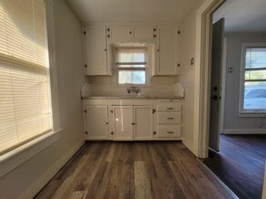 909 4th St in Brownwood, TX - Building Photo - Building Photo