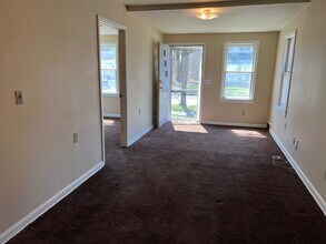 844 W Highland Ave in Ravenna, OH - Building Photo - Building Photo