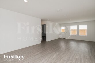 4518 Emma Way in San Antonio, TX - Building Photo - Building Photo