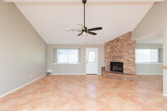 2823 Allyson Ln in Spring, TX - Building Photo - Building Photo