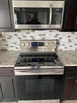 9909 S Ridgeland Ave, Unit 2S in Oak Lawn, IL - Building Photo